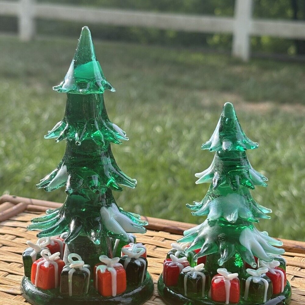 2 Vintage Hand Blown Glass Christmas Trees Gifts 5.75” & 4.25” Tablescaping